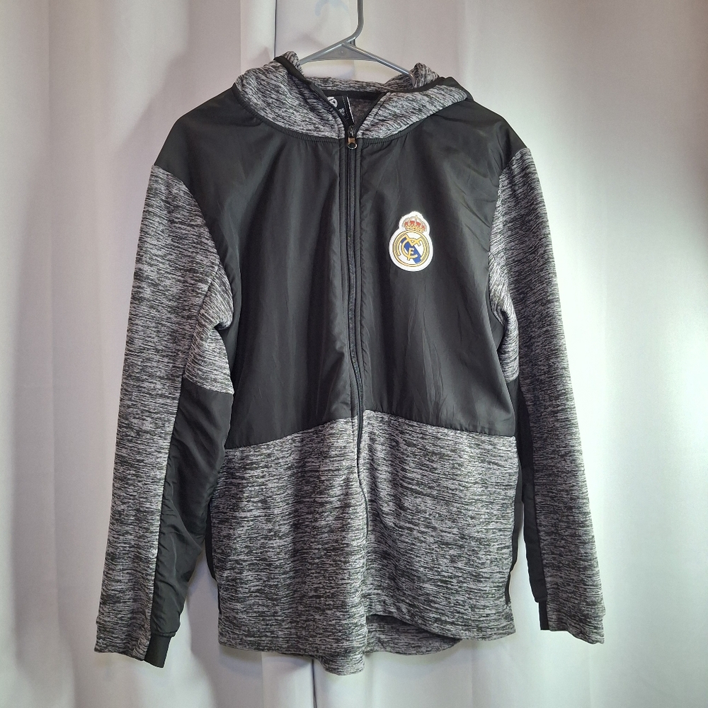 Real Madrid Football Club 100% Madridista Men’s Size Medium Hoodie Zipper Soccer